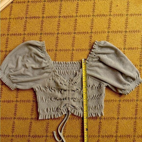 Urban Outfitters silver flecked  cropped top w smocking and puff sleeves S - Picture 3 of 10